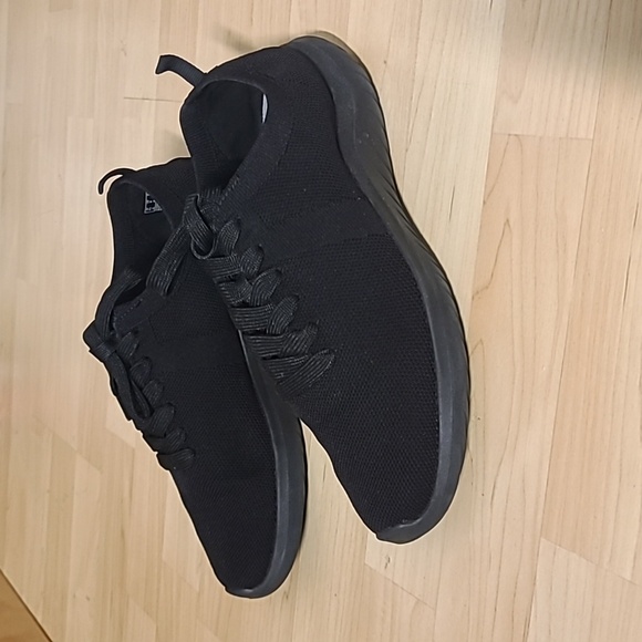Clarks Cloudsteppers Washable Knit Sneakers Nova Glint Black/Black Size 9 - Picture 4 of 10